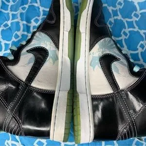 Nike | Shoes | Nike Dunk High Mens Size 6 Santana Premium  display picture 2